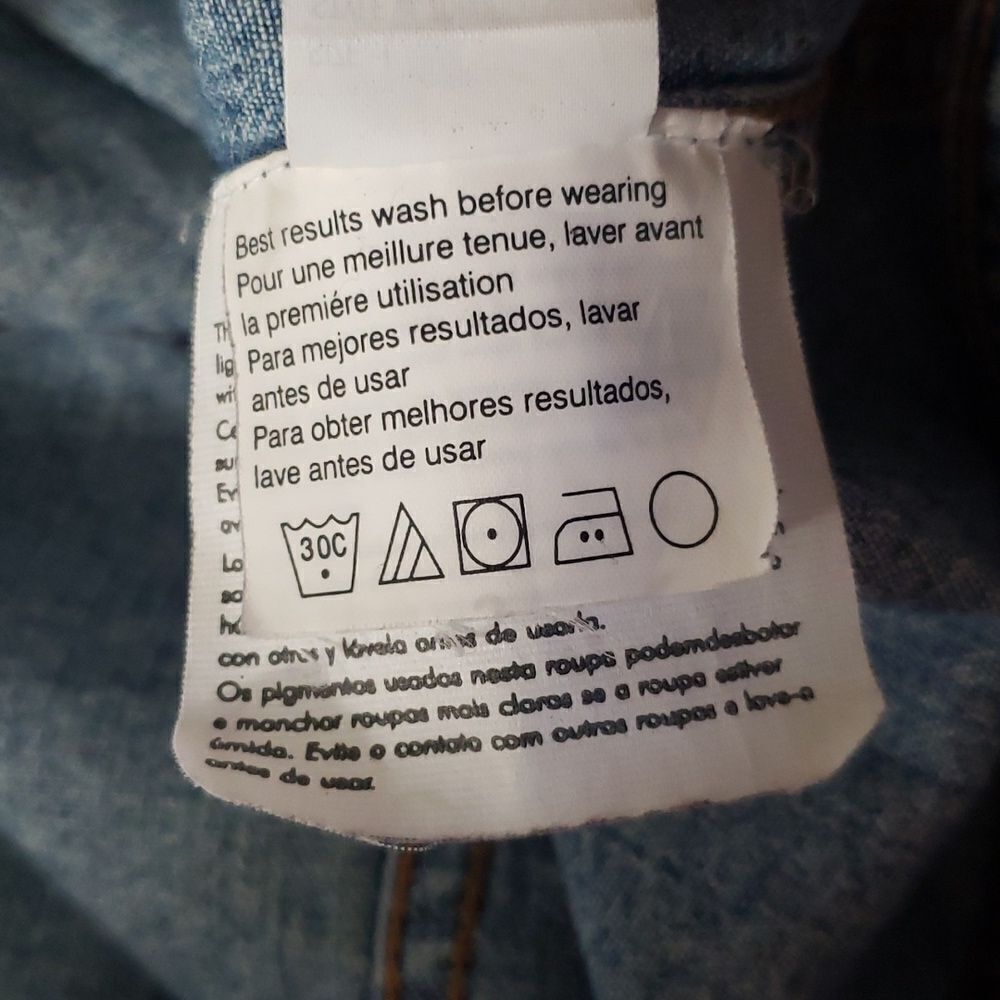 Gorgeous Calvin Klein Faded Denim Cropped Jean Jacket Coat Sz L - Picture 7 of 9